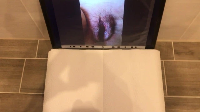 Cum On Jasmins Pussy