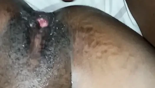 Kami bercinta setiap hari, kontol beruntung untuk memek lapar.