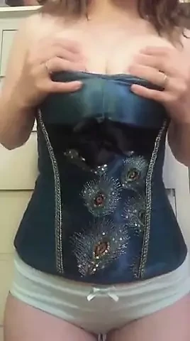 Violett_Morrison video