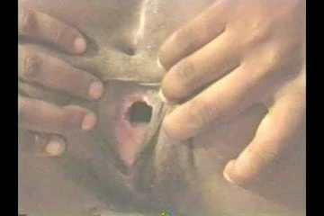 Classic Ebony Gape