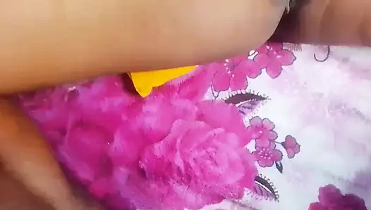 Adik tiri ngentot adik tiriku dengan segar