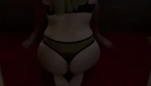 In the College,my Roommates Stepsister Blowjob My Dick and Swallowed My Cum