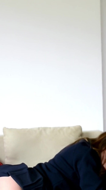 शूट की विशेषता Jess Impiazzi