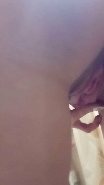 Show pussy in shower