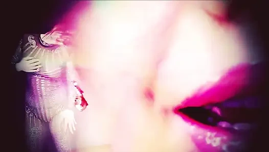 Мои завораживающие губы - все, что тебе нужно!