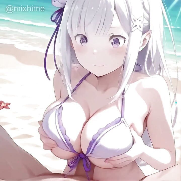 La seducción de bikini en la playa de Emilia