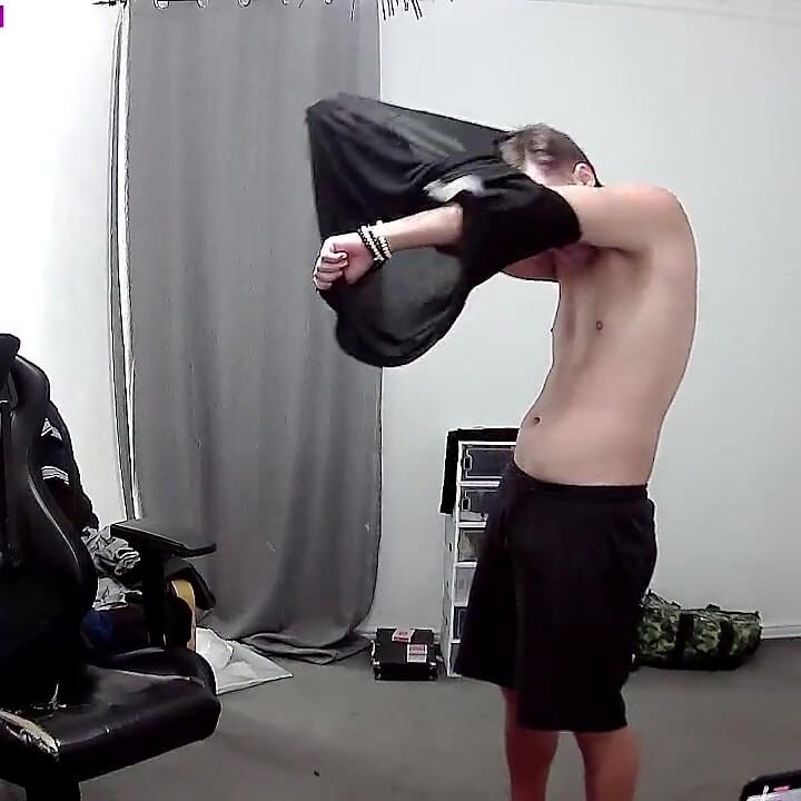 हस्तमैथुन 2025-12-26