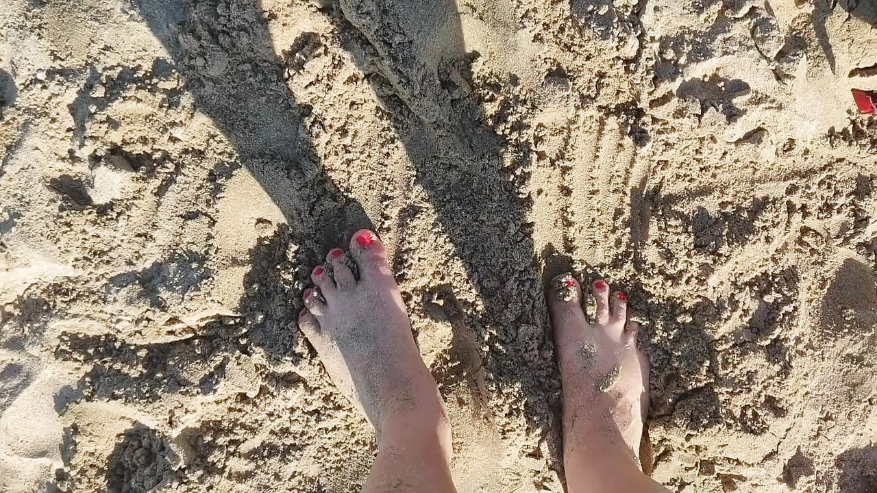 Nice Feet on the Beach