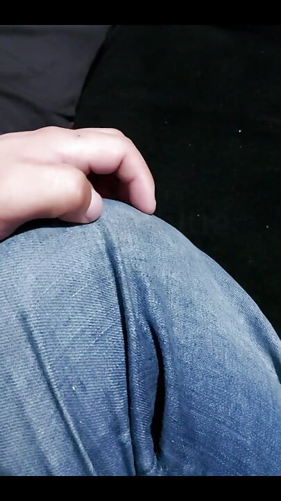 Sexo rápido con mi amigo cuando no hay nadie en casa