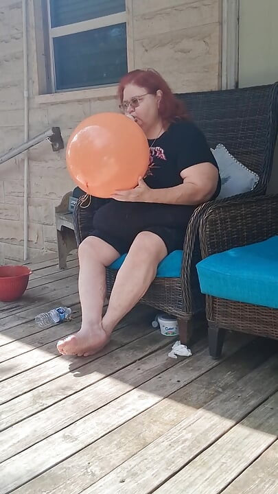 Big Beauty Nurse Vicki Has a Request to Blow up a Huge Balloon