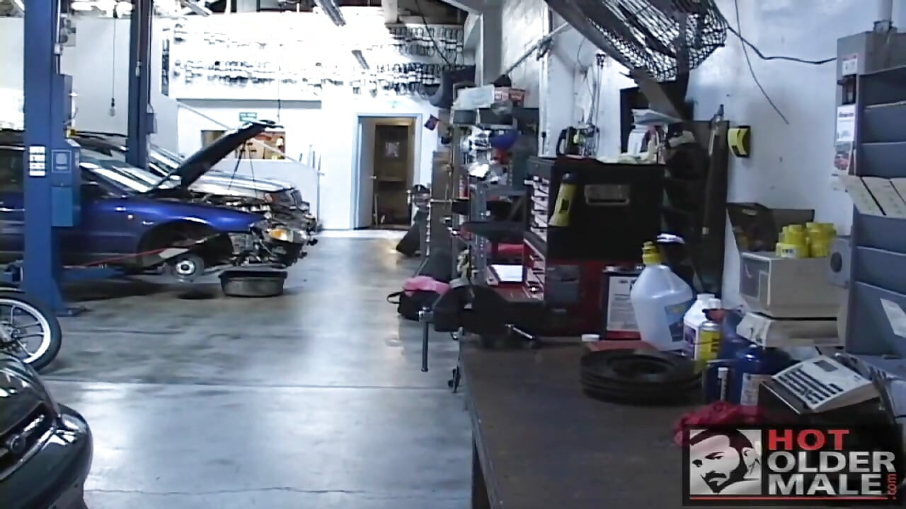 Stepdad's Automotive: a Fucking Good Day