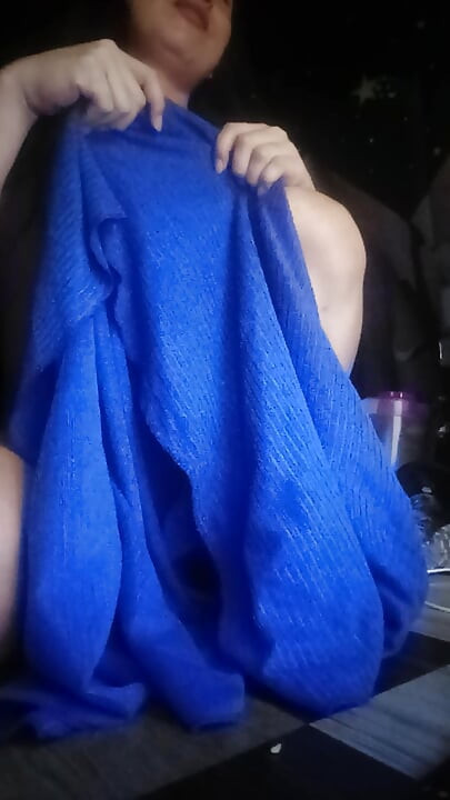 Pura tentação, o prazer solo íntimo de uma beleza trans