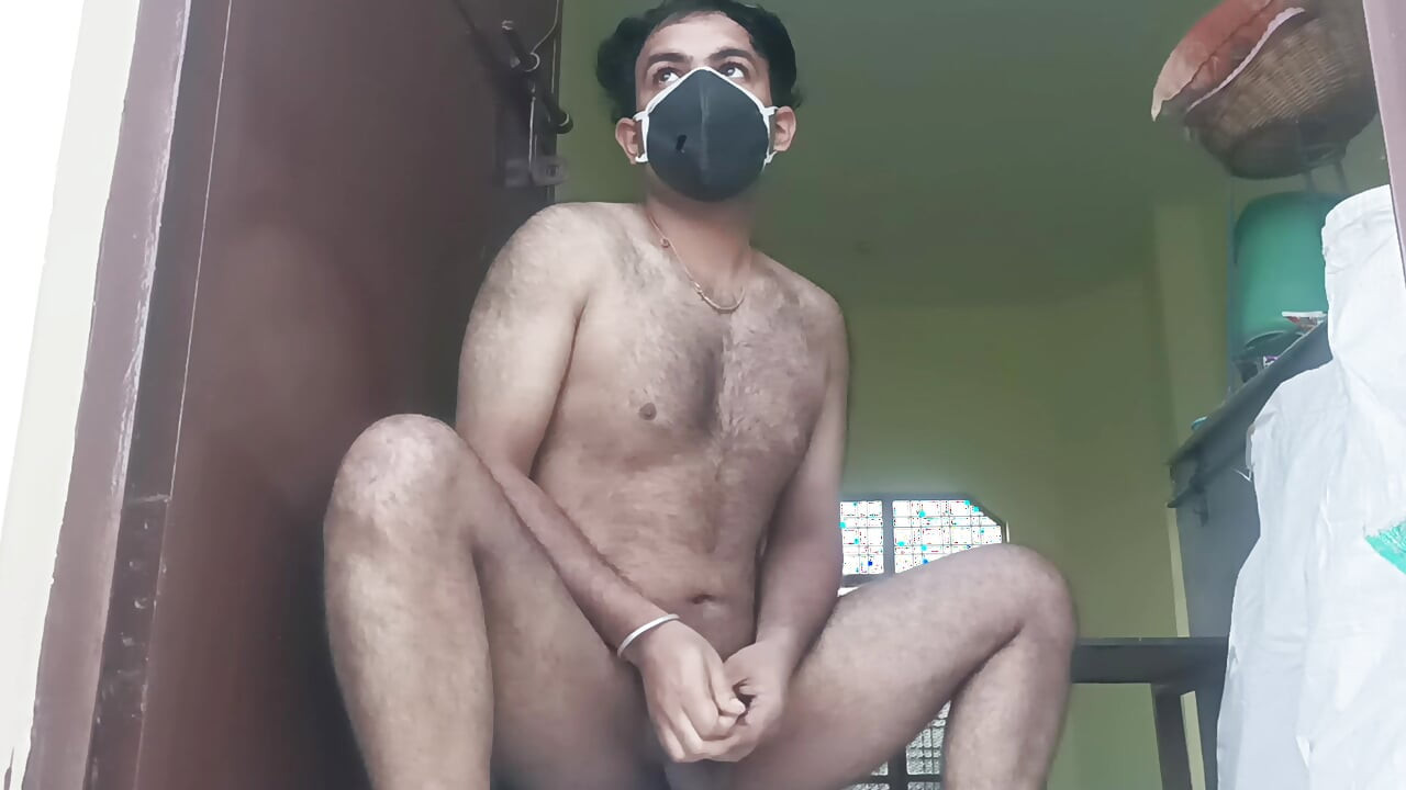 South actor nude in public