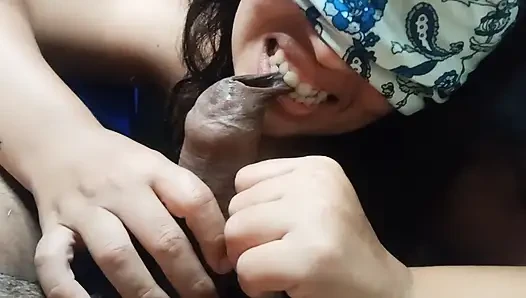 My stepsister is addicted to sucking my penis, she doesn't even give me a break when I'm editing these videos.
