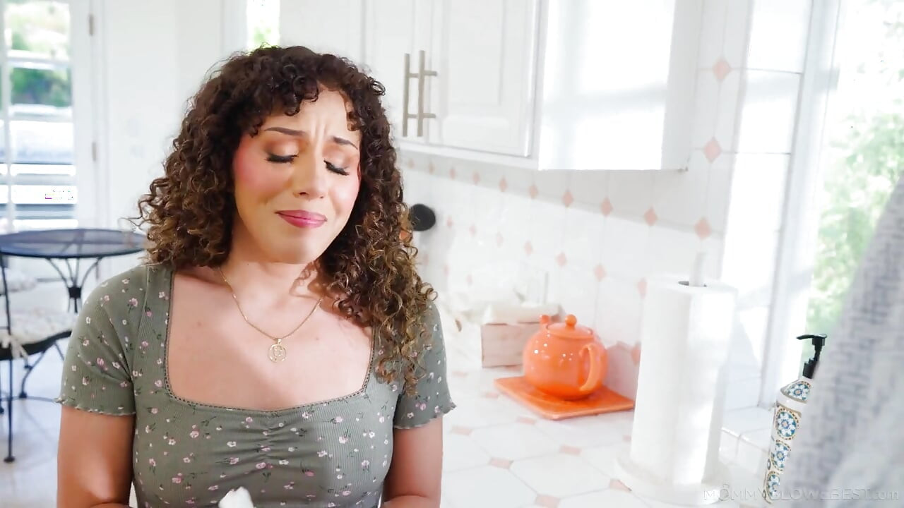 Mommyblowsbest Spontaneous Cumbuster