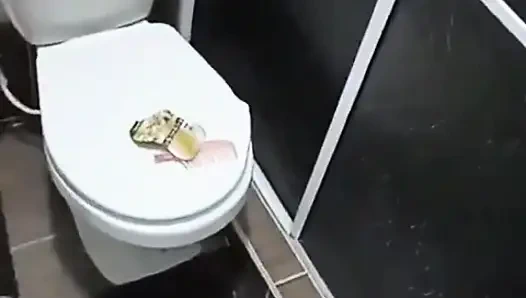 Karım New York'lu başka bir adamla onu sikmemi istiyor