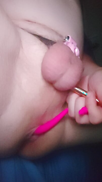 I'm mtf sissy in chastity for devon england trying to be a good girl hands free