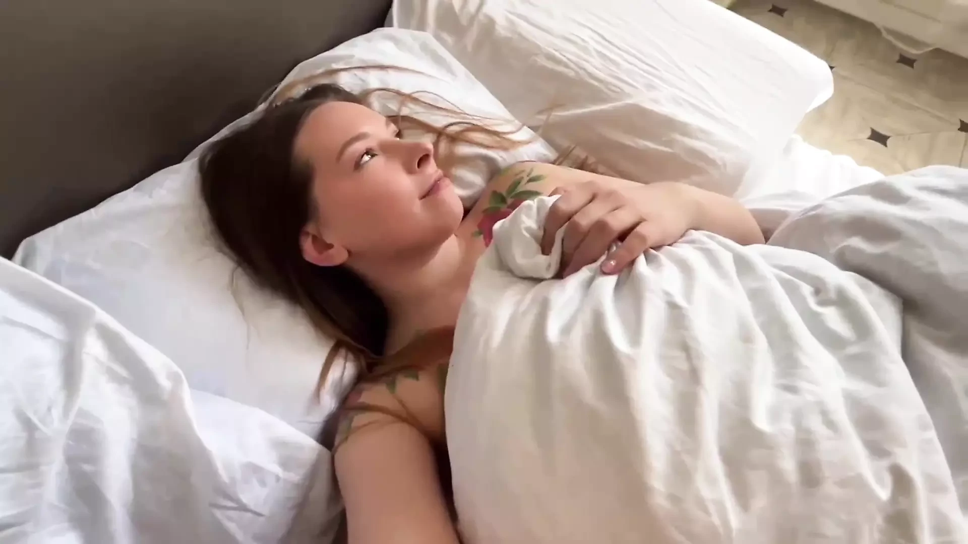 Sexo casero caliente y gemidos