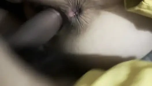 Amatör çift gece yarısı yan sikişiyor