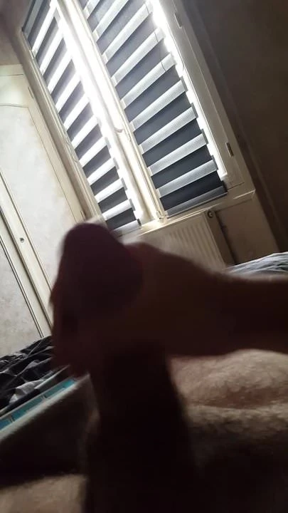 Masturbate cum cock bite