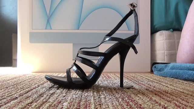 Sandals with straps
