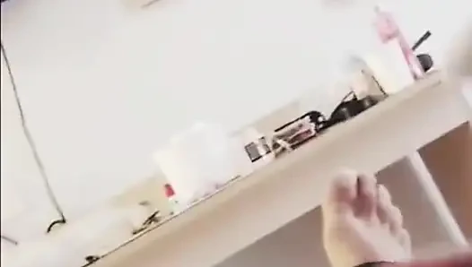 Ucunda Yumuşak Dudaklar