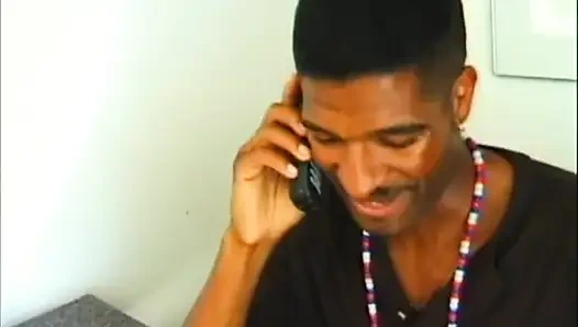 Hitam dan putih foursome memek menyetubuhi kontol hitam besar mengisap