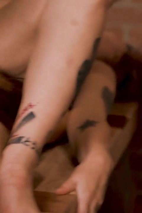 찰리 포드, 노바 호손, 우디 Alyx, 바이올렛 디바인, 레오 바르그슨, 트리시 먼로의 식사