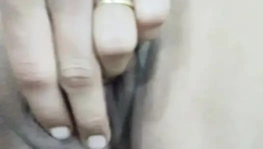Riya bhabhi ke choot ki khujli