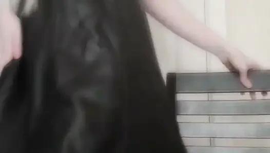 Up against the wall... Wait for the drop ti see the full look!