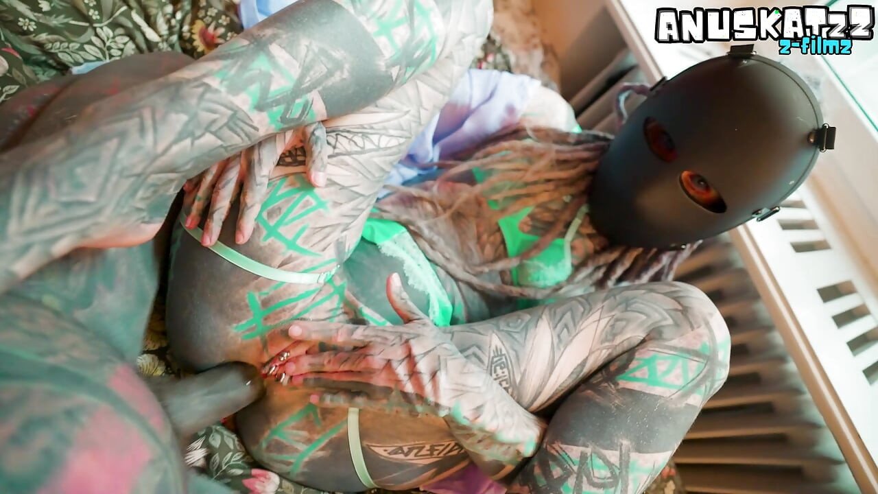 Tattooed Masked Babe Double Stuffed Deep Anal + Heavy Cum Flood on Shaved Pussy