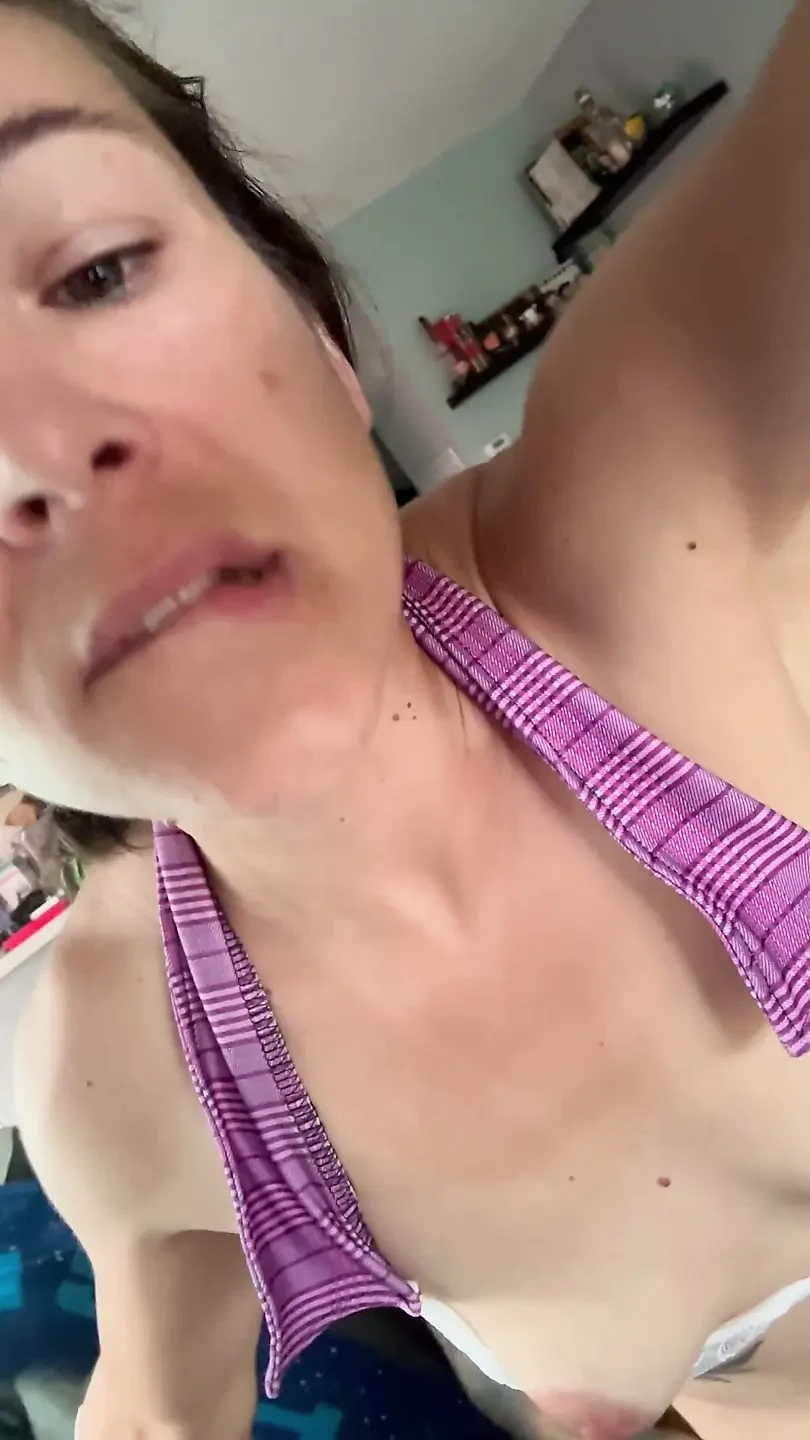 Long Pussy Eating Session Is so Good! Phone View