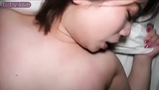 Nacht bei einem hüpfendes Partygirl. Vier Runden in zwei Tagen verloren in tiefer creampie-hitze!