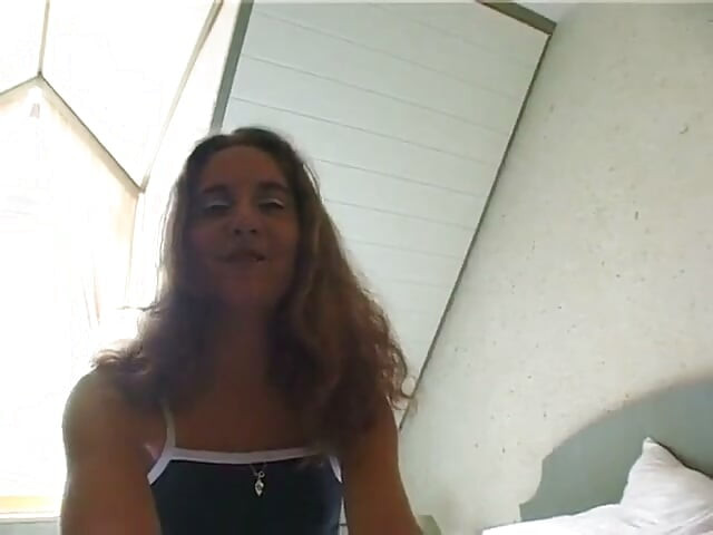 Small titted brunette teen loves rubbing her wet pussy