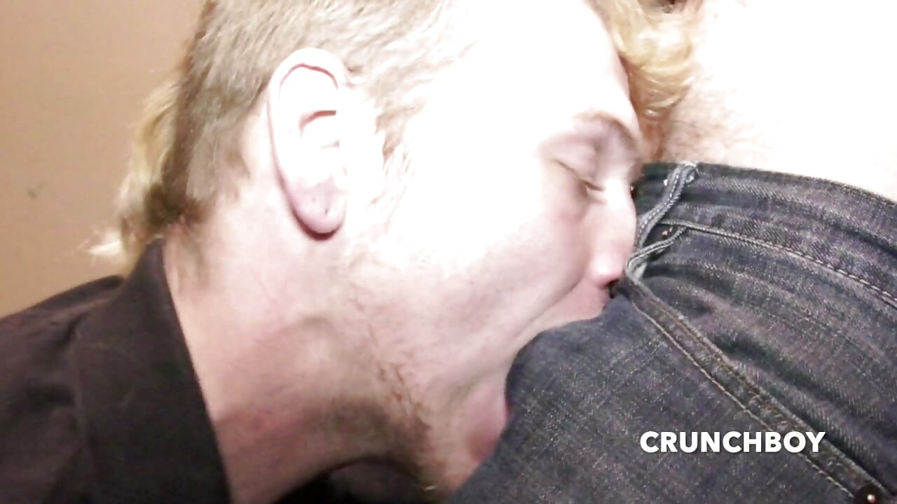 Гея трахнул без презерватива его друг страйт 22-летняя и кончил в его задницу