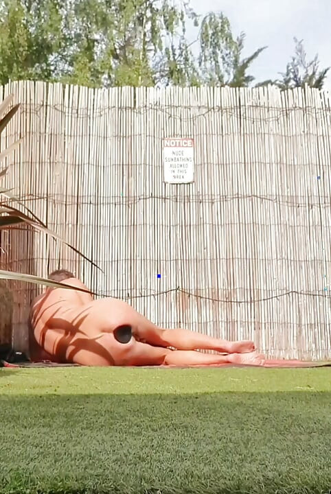 Anal Stretching