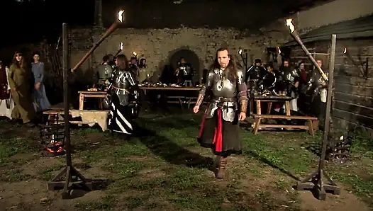 Две горячие крошки в величественной оргии