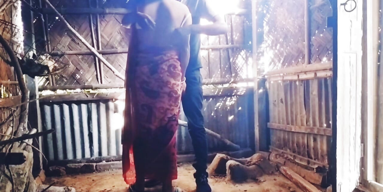 Big Booty BBW Bhbai cantik berkain saree memek basahnya diobrak-abrik di ruang kencan rahasia kami