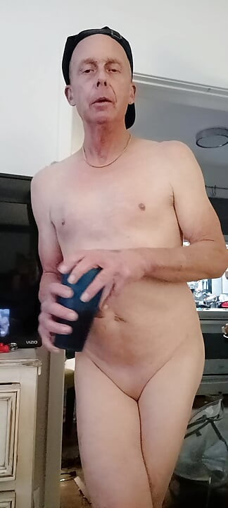 Allen B Good Wants To Show How Small His Dick Is To Everone
