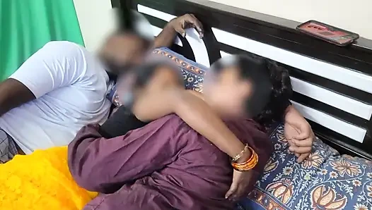 Fantasi rahasia istri India - suami & saudara tirinya bareng-bareng di dalam