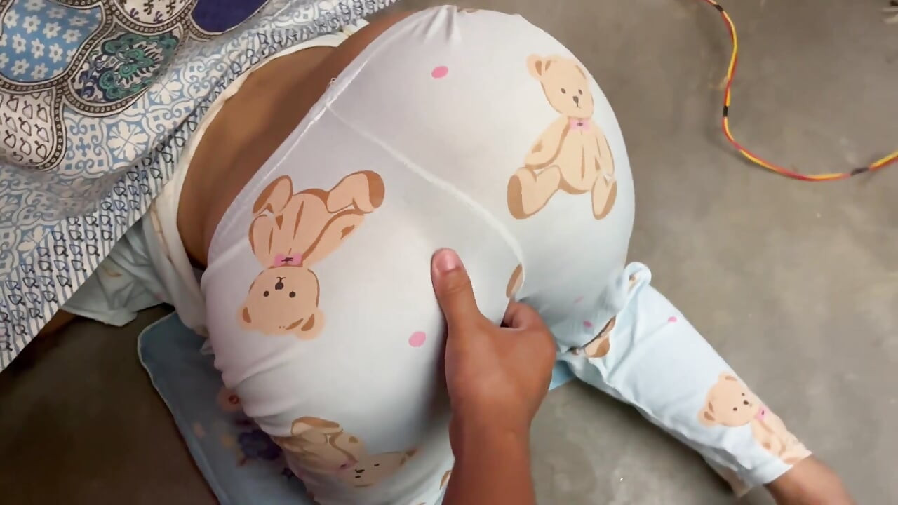 Sex While My Stepsister in Law Stuck Under Bed