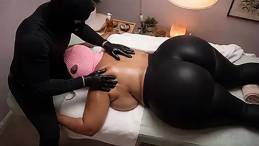 Pijat sensual cewek super semok pakai masker - mulai dari legging sampai celana dalam thong sampai bugil