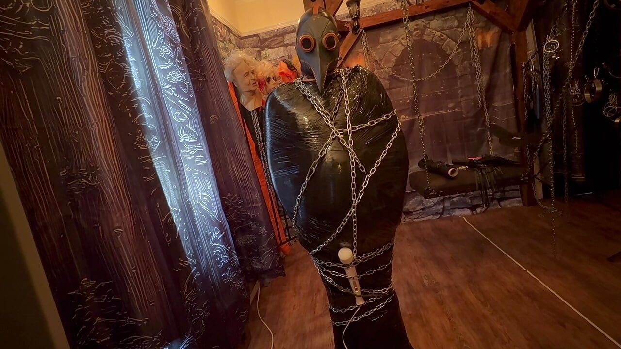 Part 1 :- Domina Satana & Bag Man pallets wrap and chains.