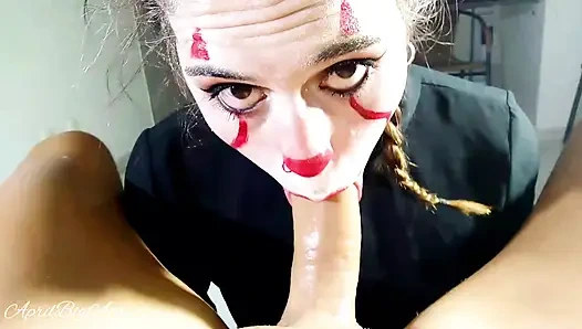 Halloween, ES ist süchtig nach schwanz und sperma, sie "schluckt alles" 2-3