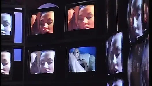 Hot Brunette in Sexy Stockings Has a Wild Fuck and Screams for Pleasure