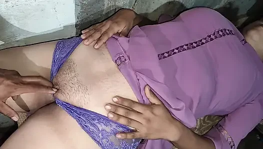 Adik tiri ngapain kamu pengen ngapain crot di memekku untuk pertama kalinya di video tamil india x