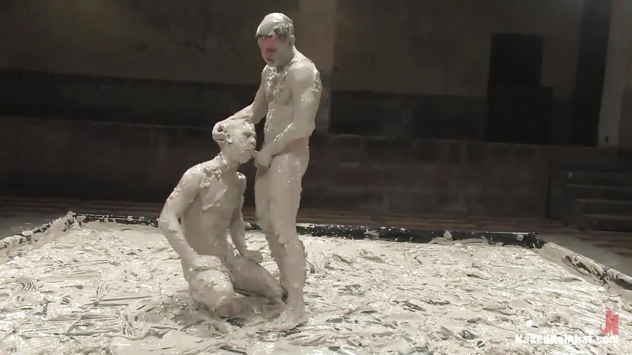 Dean Tucker Vs James Hamilton the Mud Match
