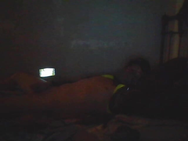 WHEN STRESS AND A TABLE TAKE ON THE WORLD