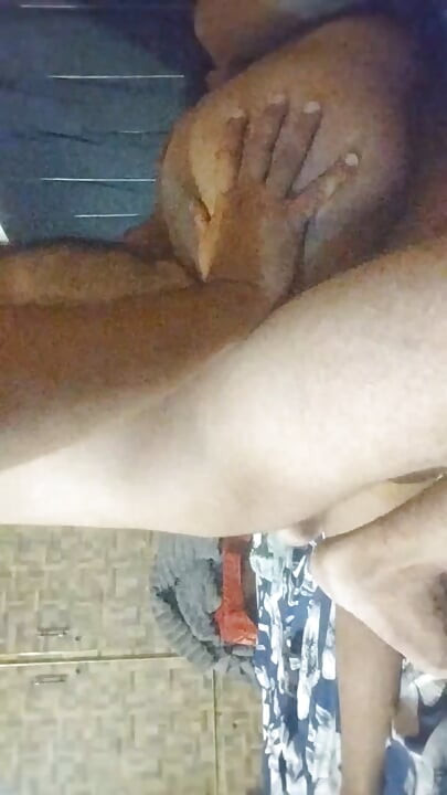 She goes live and she ask me fuck me live I fuck live chubby bhabhi