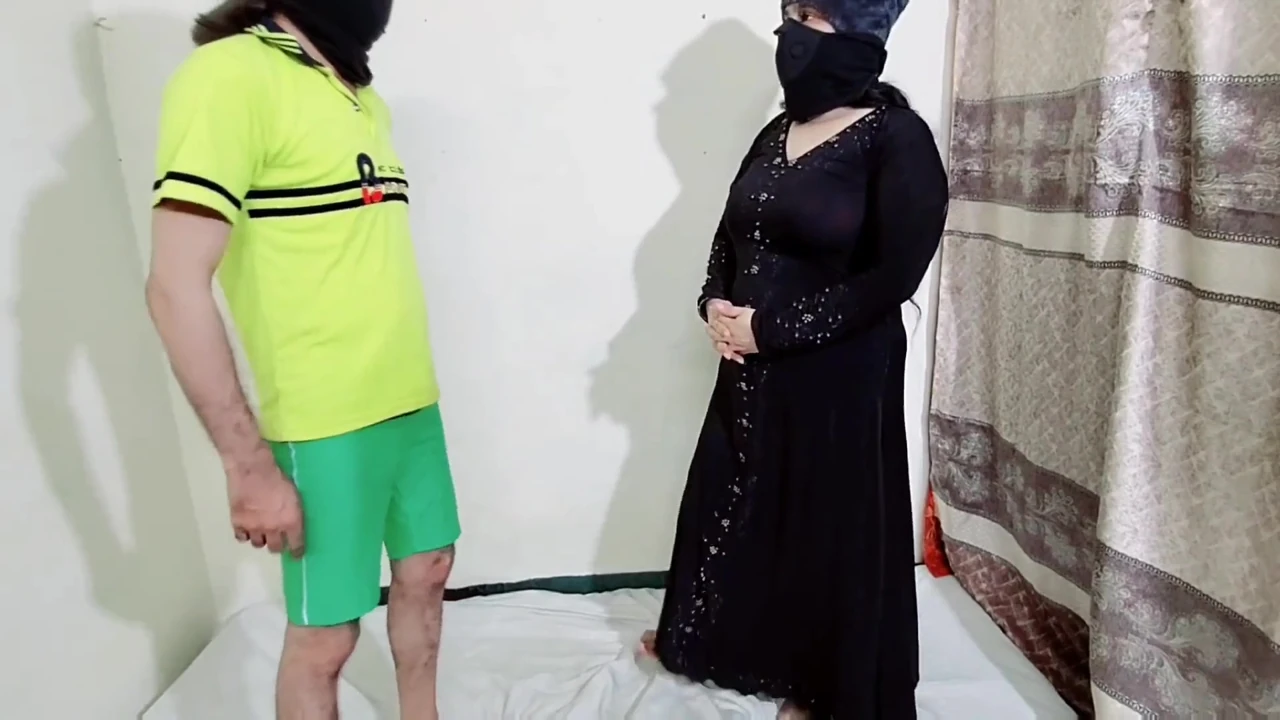 College Teacher Making Anal Love with Muslim Hotwife